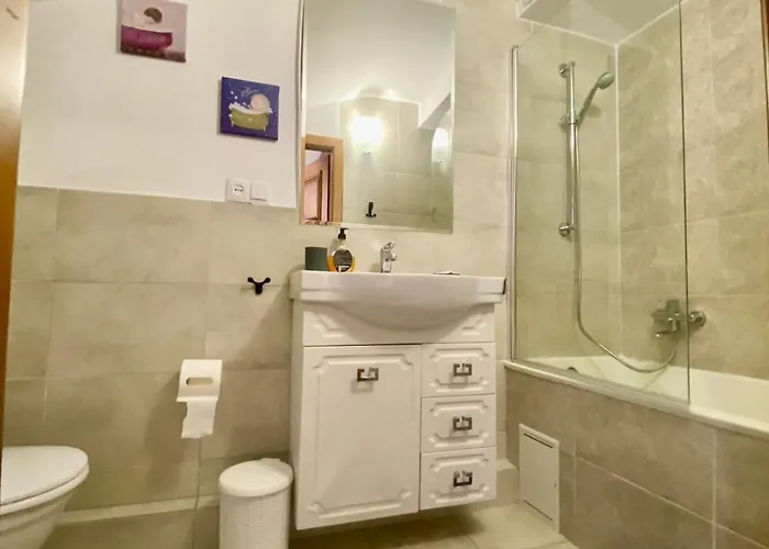 5 Lviv Apart Дві Кім Ізольовані І Кухня- Студія З Балконом Тиха Центр Lviv