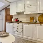 5 Lviv Apart Дві Кім Ізольовані І Кухня- Студія З Балконом Тиха Центр * Lviv