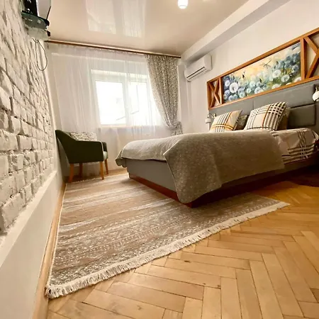 5 Lviv Apart Дві Кім Ізольовані І Кухня- Студія З Балконом Тиха Центр Lviv